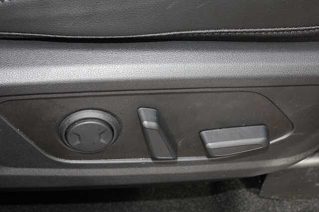 Hyundai TUCSON 1.6T Plug-in Hybrid Ultimate 5dr Auto Black