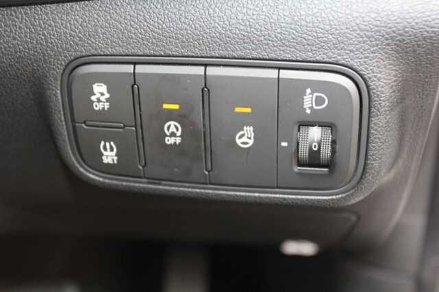 Hyundai I20 1.0T GDi Premium 5dr DCT White