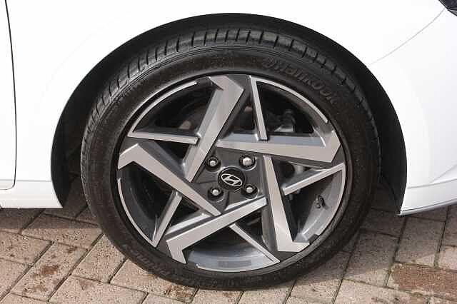 Hyundai I20 1.0T GDi Premium 5dr DCT White