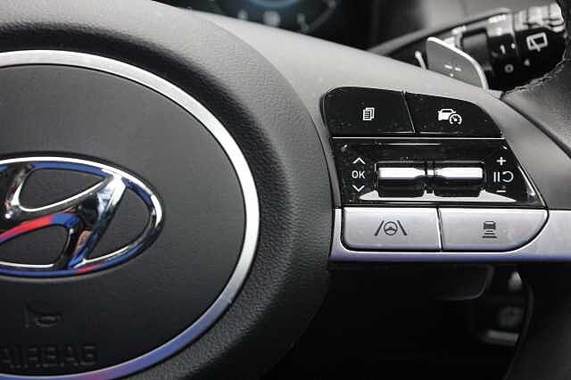 Hyundai TUCSON 1.6 TGDi Hybrid 230 Premium 5dr 2WD Auto Red