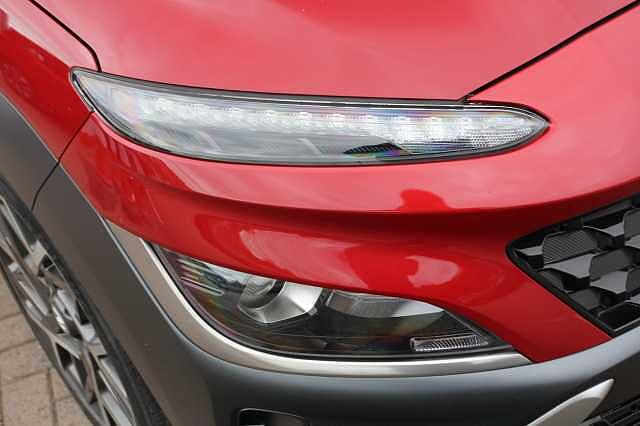 Hyundai KONA 1.6 GDi Hybrid Premium 5dr DCT Red