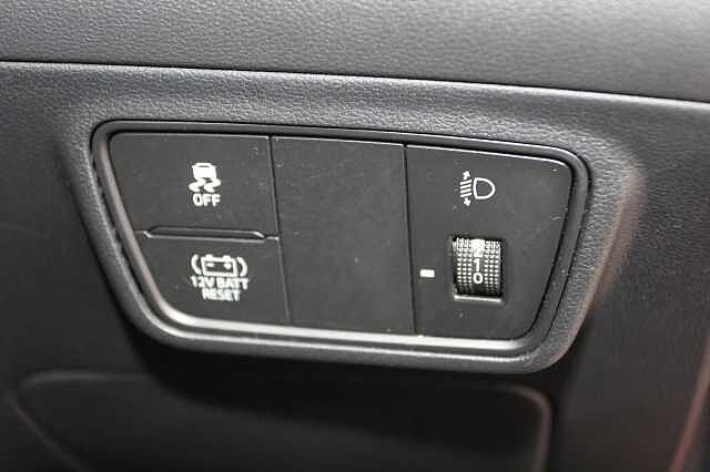 Hyundai TUCSON 1.6 TGDi Hybrid 230 N Line 5dr 2WD Auto Red