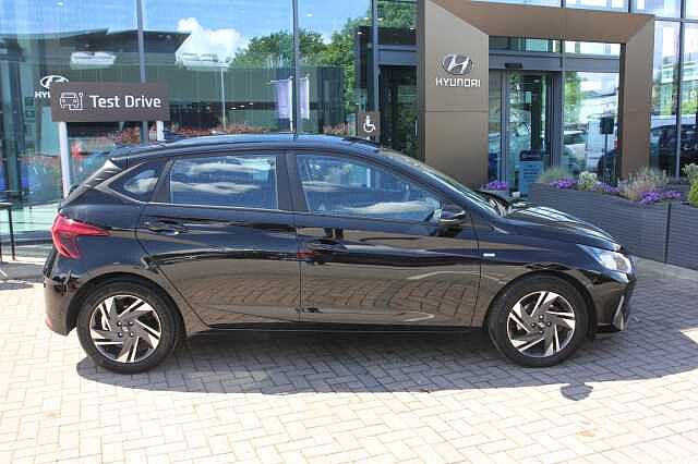 Hyundai I20 1.0T GDi 48V MHD SE Connect 5dr Black