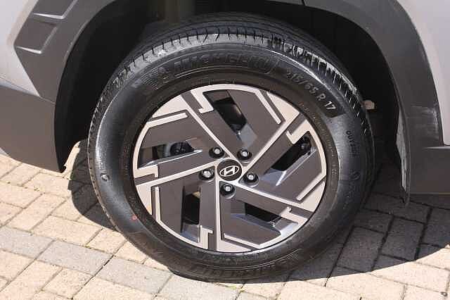 Hyundai TUCSON 1.6T Hybrid Advance 5dr Auto Silver
