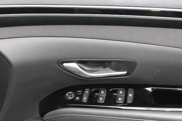 Hyundai TUCSON 1.6 TGDi Hybrid 230 Premium 5dr 2WD Auto Silver