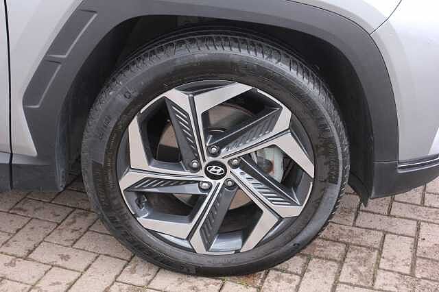 Hyundai TUCSON 1.6 TGDi Hybrid 230 Premium 5dr 2WD Auto Silver