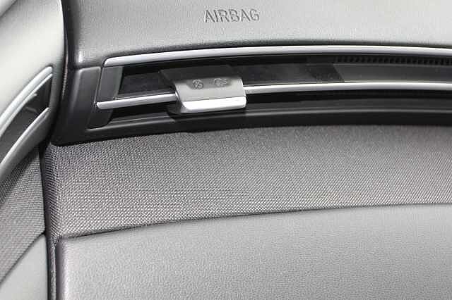 Hyundai TUCSON 1.6 TGDi Hybrid 230 Premium 5dr 2WD Auto Silver