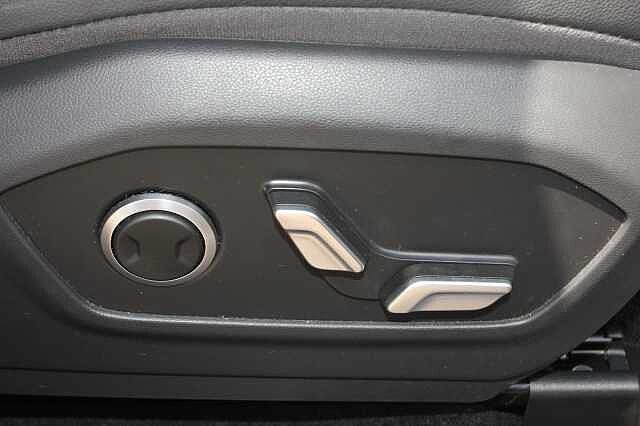 Hyundai SANTA FE 1.6 TGDi Plug-in Hybrid Premium 5dr 4WD Auto Grey