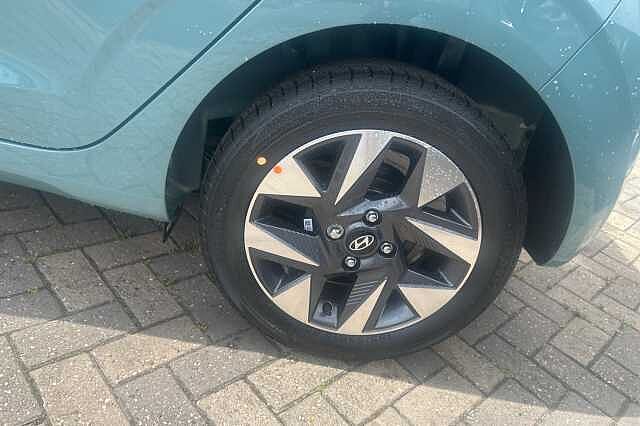 Hyundai I10 1.0 [63] Advance 5dr [Nav] Mangrove Green