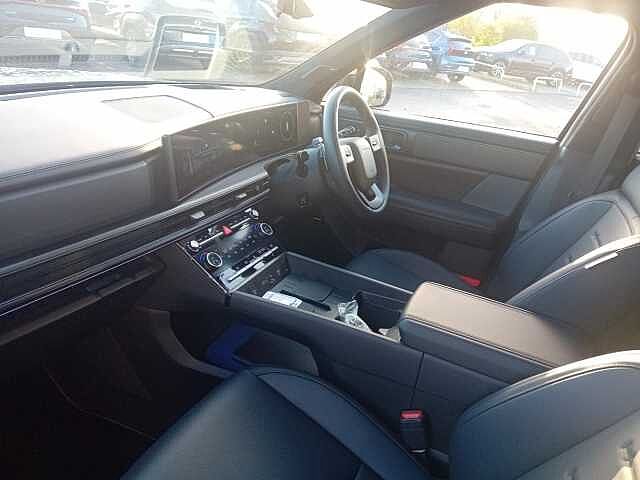 Hyundai SANTA FE 1.6 TGDi Plug-in Hybrid Calligraphy 5dr 4WD Auto Black