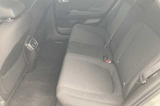 Hyundai IONIQ 6 E (228ps) Premium 77kWh (Single Motor) RWD Gold