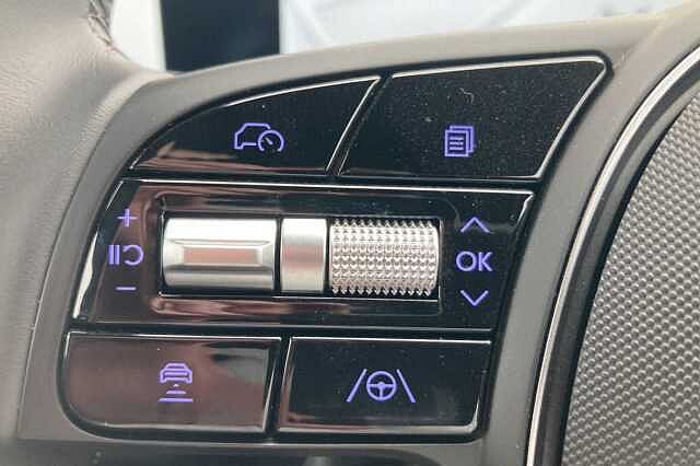 Hyundai IONIQ 6 E (228ps) Premium 77kWh (Single Motor) RWD Gold