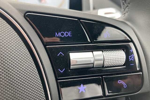 Hyundai IONIQ 6 E (228ps) Premium 77kWh (Single Motor) RWD Gold