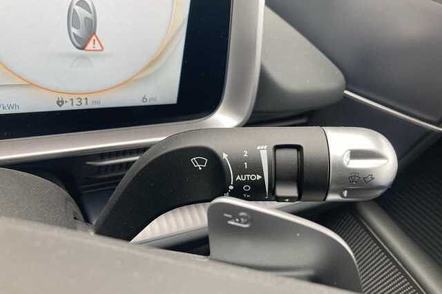 Hyundai IONIQ 6 E (228ps) Premium 77kWh (Single Motor) RWD Gold
