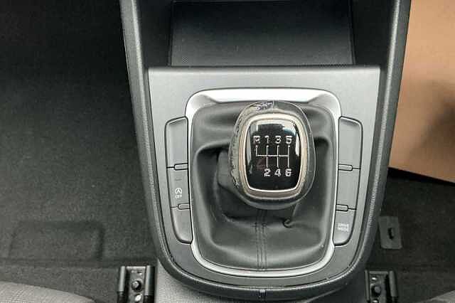 Hyundai KONA 1.0 TGDi 48V MHEV SE Connect 5dr Atlas White