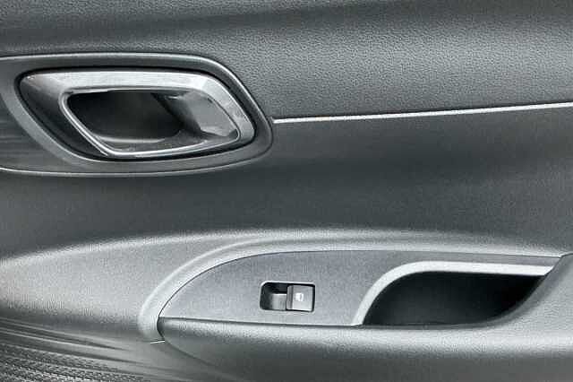 Hyundai I20 1.0T GDi Premium 5dr DCT Atlas White