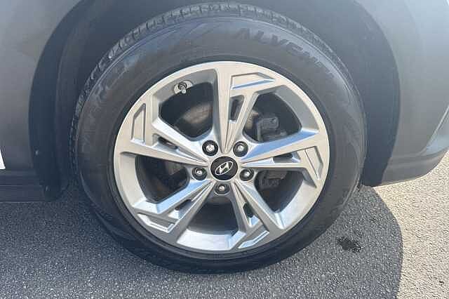 Hyundai KONA 1.0 TGDi 48V MHEV SE Connect 5dr White