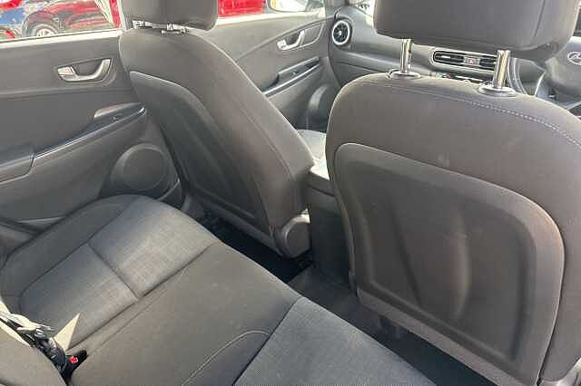 Hyundai KONA 1.0 TGDi 48V MHEV SE Connect 5dr White