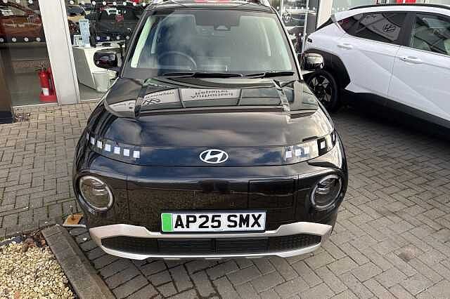 Hyundai INSTER 85kW 02 49kWh 5dr Auto Black
