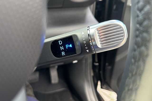 Hyundai INSTER 85kW 02 49kWh 5dr Auto Black