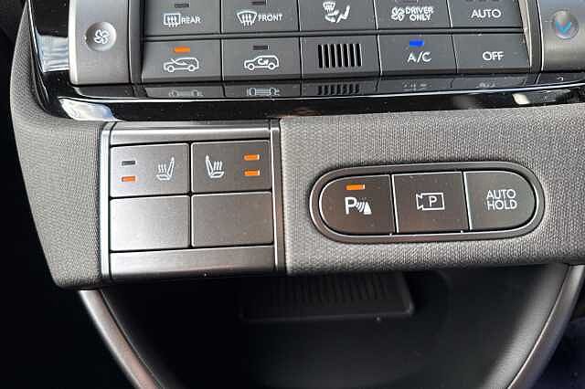 Hyundai INSTER 85kW 02 49kWh 5dr Auto Black