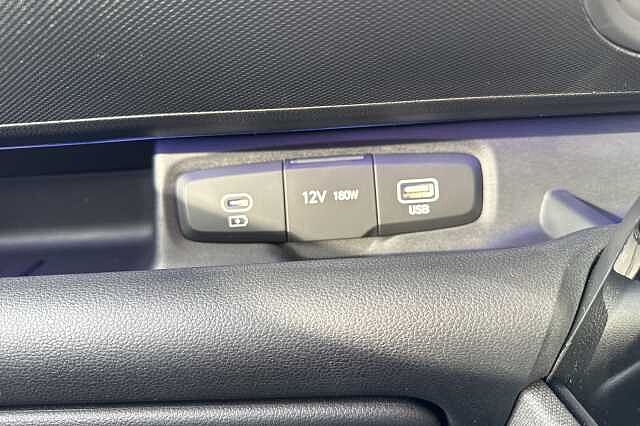 Hyundai INSTER 85kW 02 49kWh 5dr Auto Black