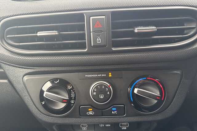 Hyundai i10 1.0 [63] Advance 5dr [Nav]