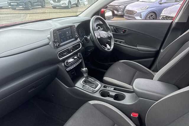 Hyundai KONA 1.6 GDi Hybrid SE 5dr DCT Red