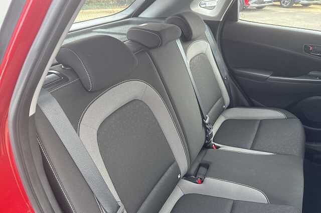 Hyundai KONA 1.6 GDi Hybrid SE 5dr DCT Red