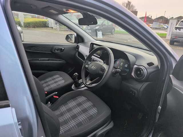Hyundai i10 1.2 [79] Premium 5dr Auto [Nav]