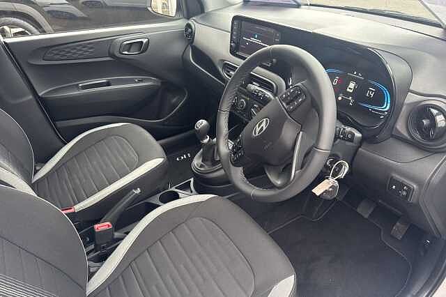 Hyundai I10 1.0 [63] Advance 5dr [Nav] White