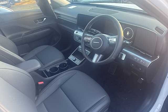 Hyundai KONA 1.6 Hybrid 129 Ultimate 5dr DCT White