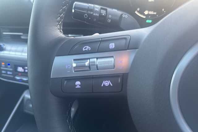 Hyundai KONA 1.6 Hybrid 129 Ultimate 5dr DCT White