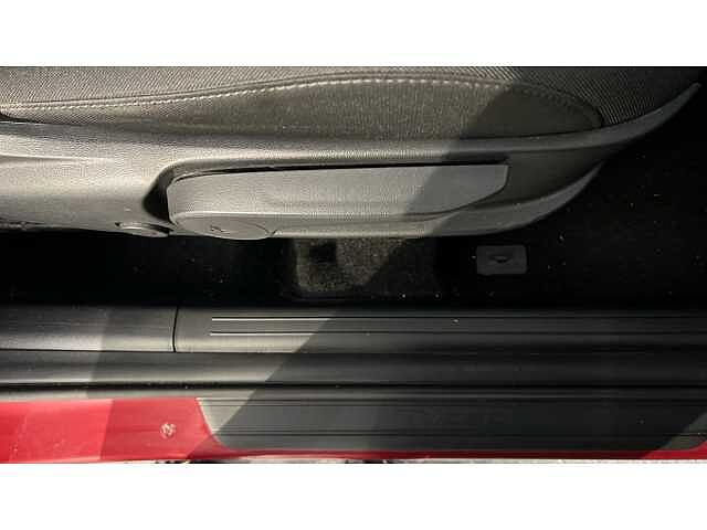 Hyundai TUCSON TUCSON 1.6 TGDi 48V MHD SE Connect 5dr 2WD DCT Sunset Red