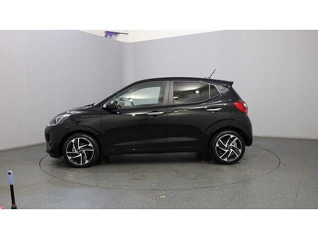 Hyundai I10 i10 5Dr HAT 1.0 MPi 63ps Premium NAV AU Phantom Black