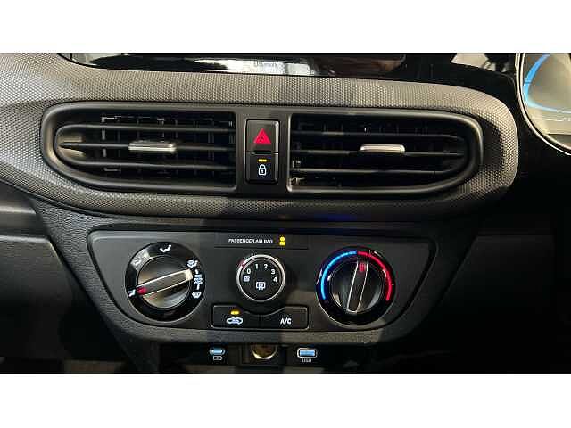 Hyundai I10 I10 1.2 [79] Advance 5dr Auto [Nav] Phantom Black