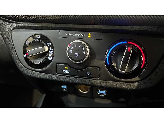 Hyundai I10 I10 1.2 [79] Advance 5dr Auto [Nav] Phantom Black