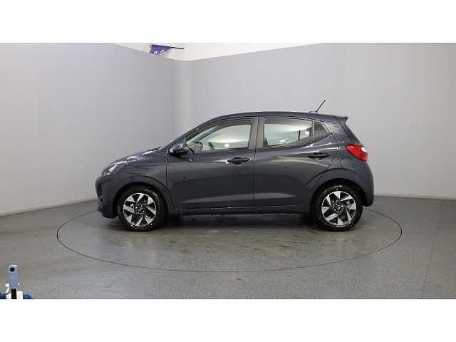 Hyundai i10 i10 5Dr HAT 1.0 MPi 63ps Advance NAV AU