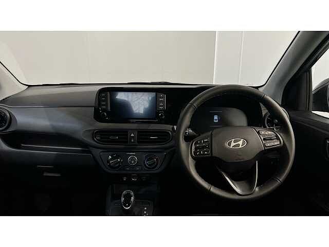 Hyundai i10 i10 5Dr HAT 1.0 MPi 63ps Advance NAV AU