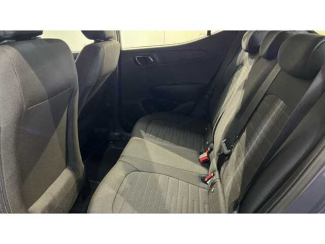 Hyundai i10 i10 5Dr HAT 1.0 MPi 63ps Advance NAV AU