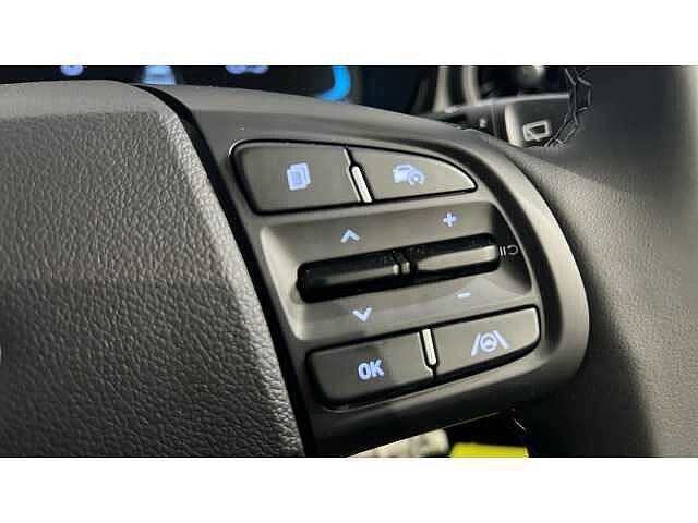 Hyundai i10 i10 5Dr HAT 1.0 MPi 63ps Advance NAV AU