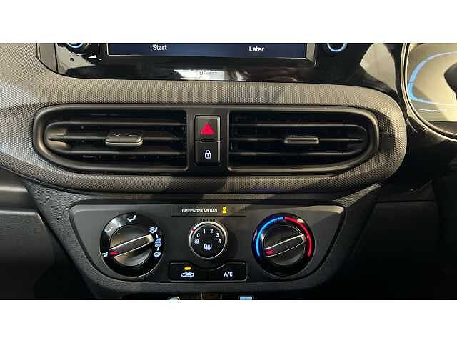 Hyundai i10 i10 5Dr HAT 1.0 MPi 63ps Advance NAV AU