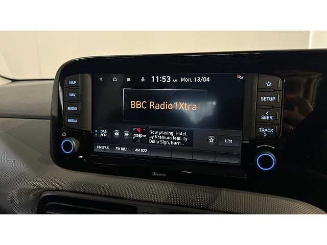 Hyundai i10 i10 5Dr HAT 1.0 MPi 63ps Advance NAV AU