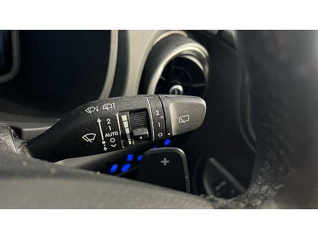 Hyundai KONA KONA 1.6 GDi Hybrid Ultimate 5dr DCT GREY
