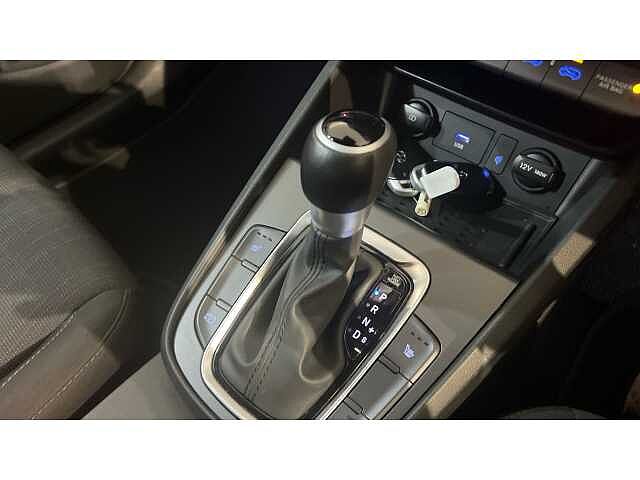 Hyundai KONA KONA 1.6 GDi Hybrid Premium 5dr DCT Dark Knight