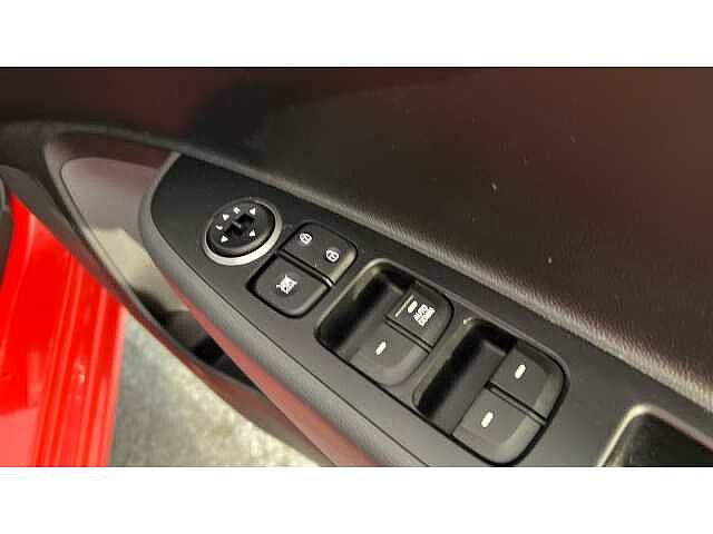 Hyundai I10 I10 1.0 SE 5dr RED