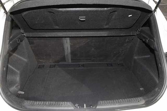 Hyundai i30 1.6 SE (120 PS) 5 Door