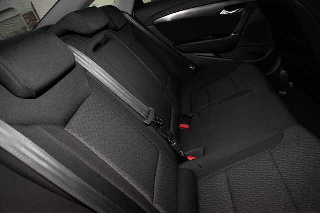 Hyundai i40 Saloon i40 1.7 CRDi SE Nav Blue Drive (141ps) Saloon