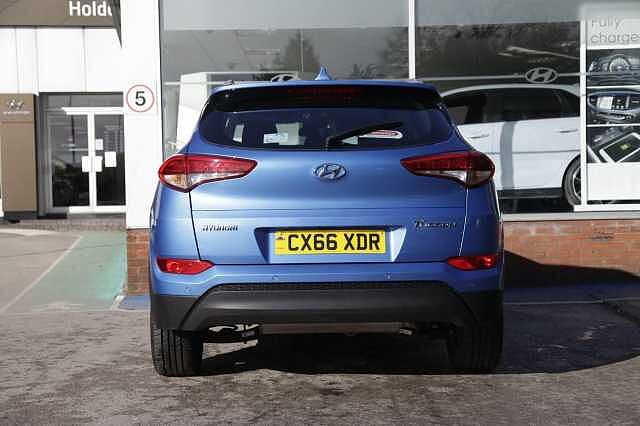 Hyundai TUCSON 1.7 CRDI Blue Drive SE NAV 2WD 5 Door Blue