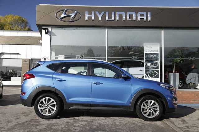 Hyundai TUCSON 1.7 CRDI Blue Drive SE NAV 2WD 5 Door Blue